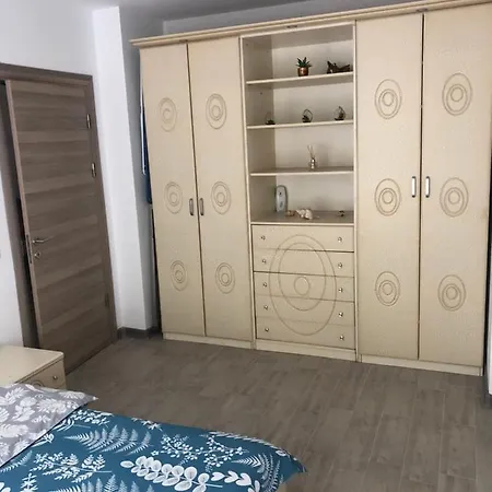 Apartament Max Cu Vedere La Mare In Alezzi Beach דירה